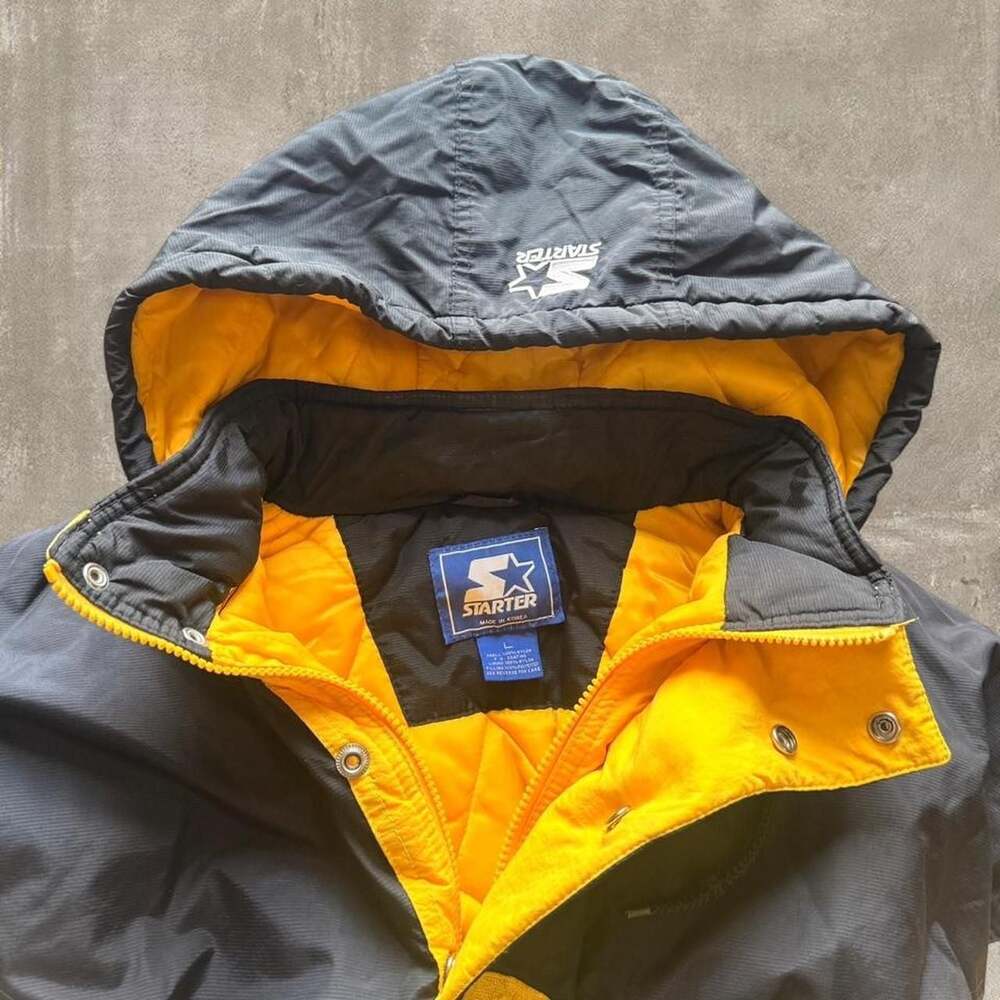 Starter Iowa Hawkeyes Vintage 90s Puffer Pullover Jacket - Picture 6 of 8